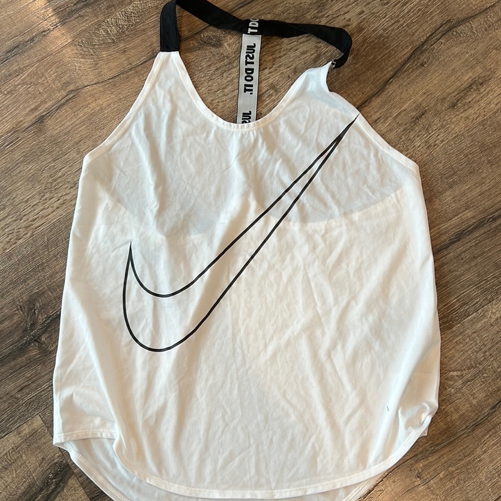 Nike running shirt - Picture 1 of 2